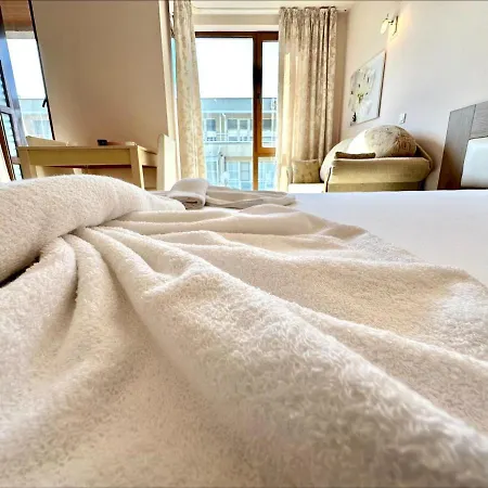 Bay - Menada Apatments Appartamento